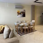 Nova Apartaments Qerret