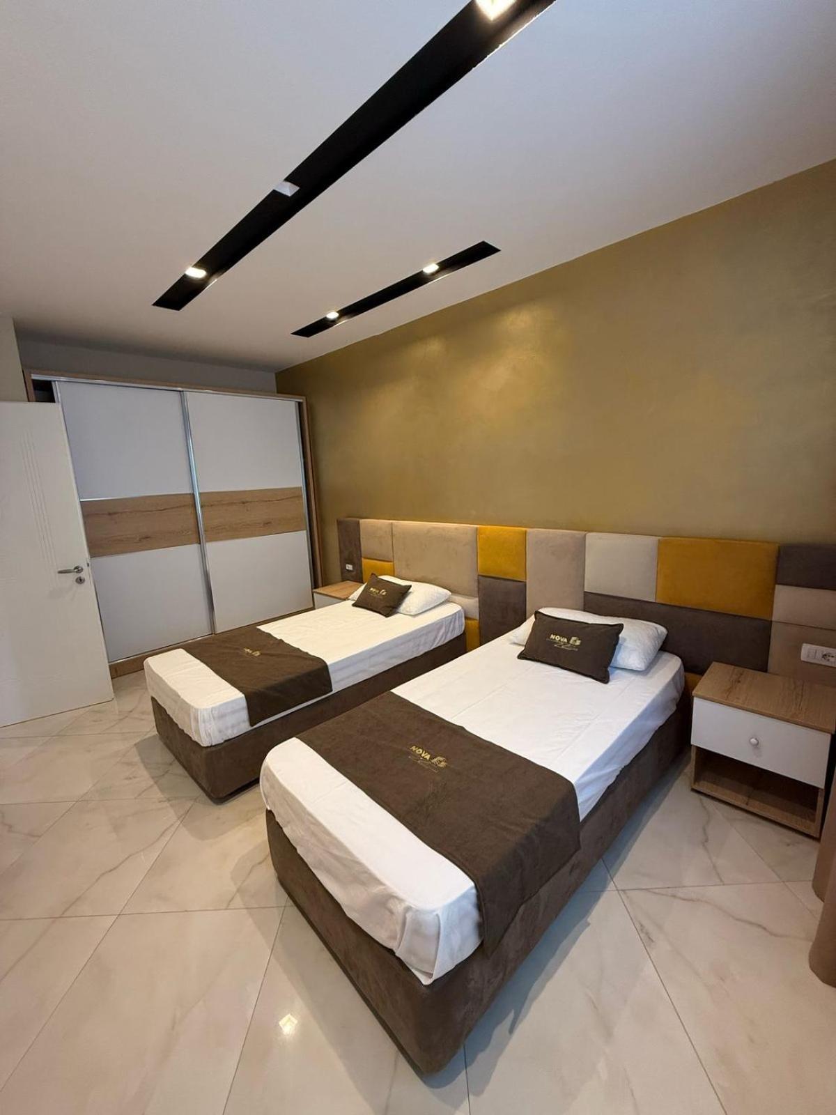 Apartament Nova Qerret